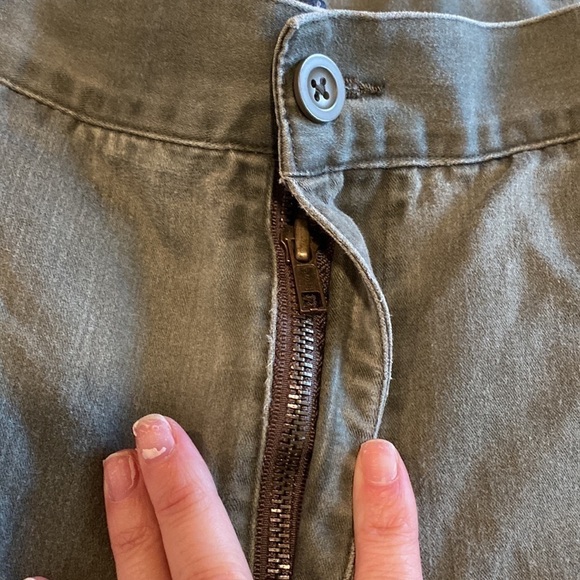 Men’s Shorts - Picture 2 of 6